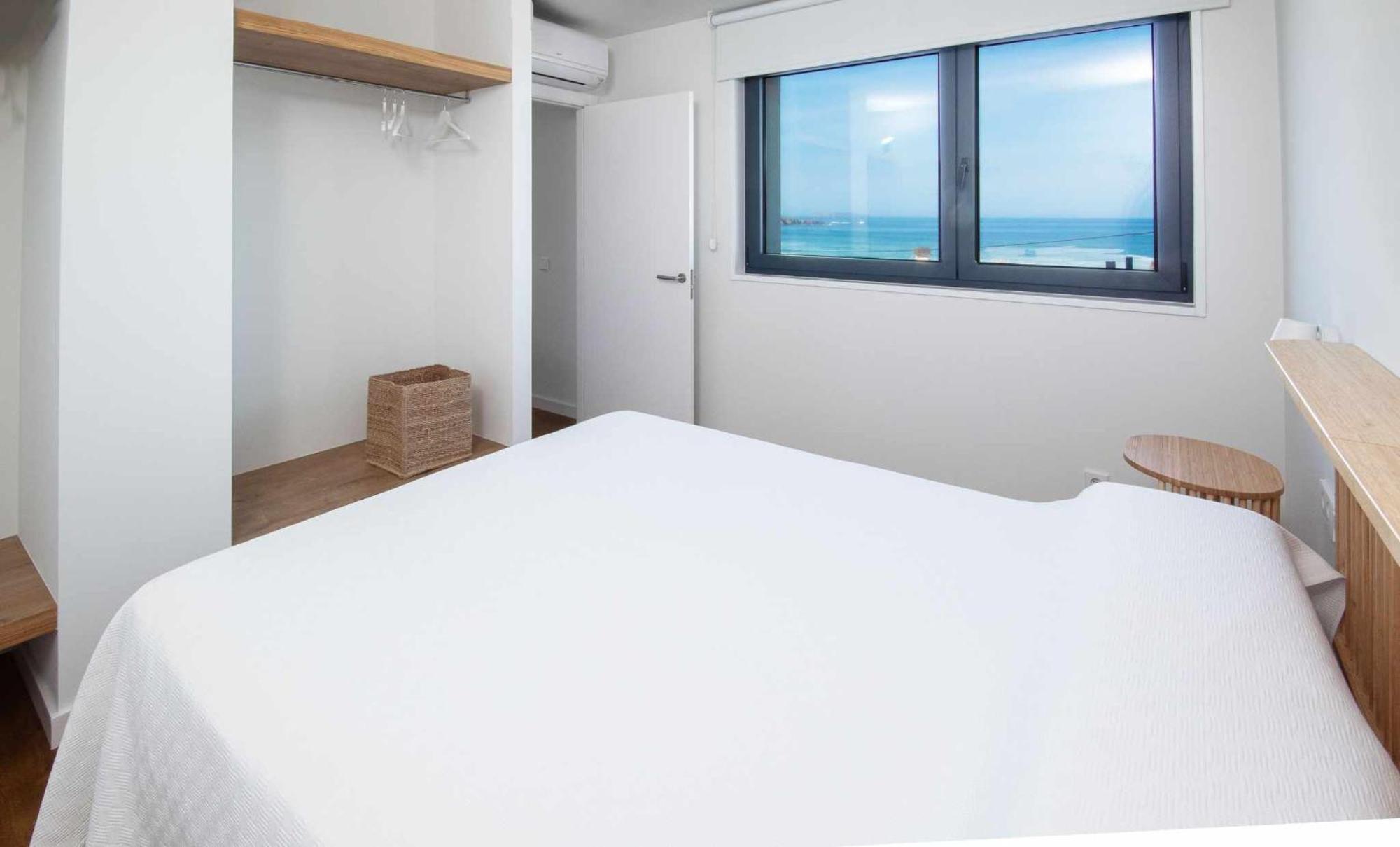 Ag Casa Arnados 1ª Linea De Playa Razo Con Jardi Apartment Bilik gambar